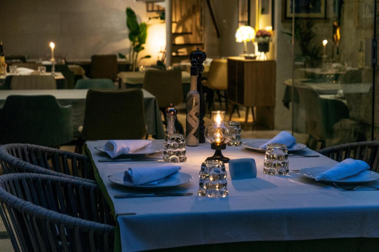 Leonis Restaurant & Rooms สปลิท ภายนอก รูปภาพ