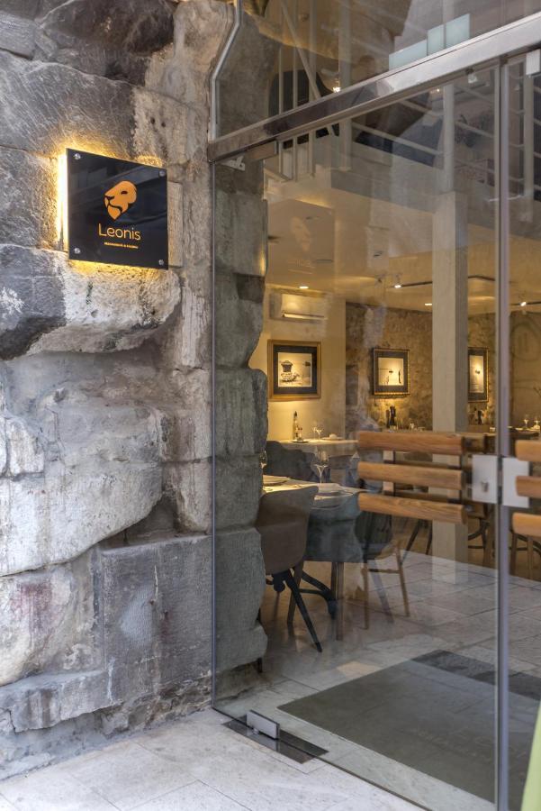 Leonis Restaurant & Rooms สปลิท ภายนอก รูปภาพ